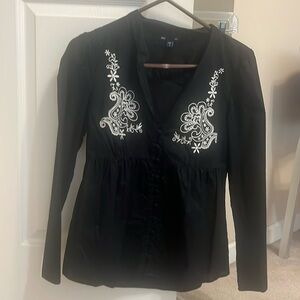 Black Gap top, size small